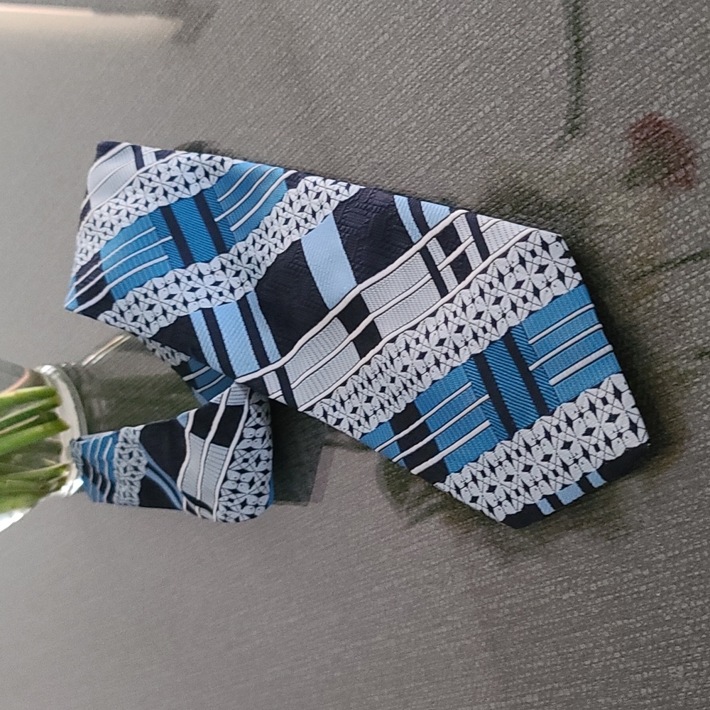 VINTAGE 70s Retro Cravatier Mr Rogers Mod Polyester Neck Tie Mid Century Blue - Picture 10 of 14